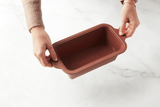 POINT-VIRGULE CAKEVORM UIT PLATINUM SILICONE VINTAGE MAROON 22X12X7CM_