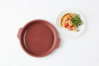 POINT-VIRGULE QUICHEVORM UIT PLATINUM SILICONE VINTAGE MAROON Ø 24CM