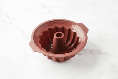 POINT-VIRGULE TULBANDVORM UIT PLATINUM SILICONE VINTAGE MAROON Ø 24CM